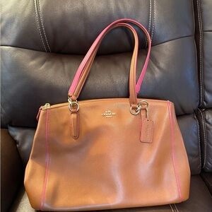 Coach Christie Carryall